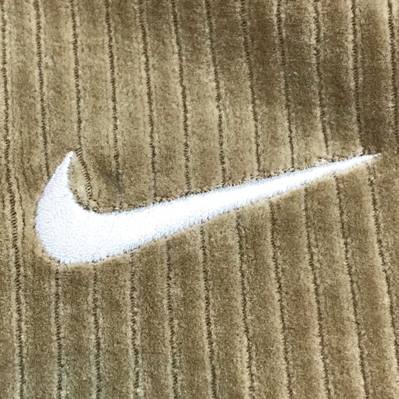 Nike Sportswear Women's Velour Tan Corduroy 1/4 Zip Pullover Collard Top Sz XXL - Picture 4 of 8